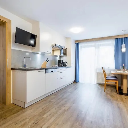 科罗娜公寓式酒店 索尔登