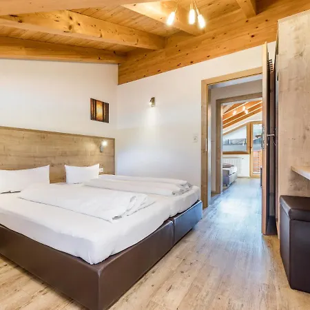 科罗娜公寓式酒店 索尔登