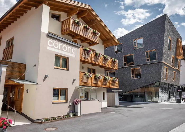 Apart Corona Ζόλντεν