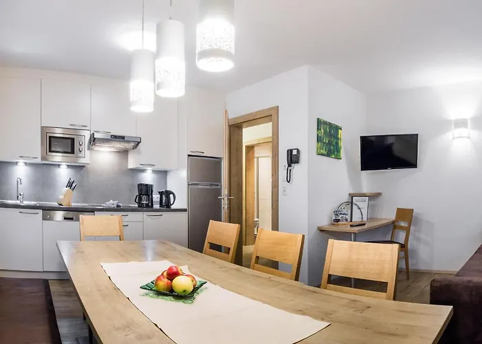 Διαμέρισμα Apart Corona Ζόλντεν