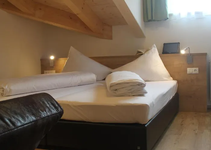 Διαμέρισμα Apart Corona Ζόλντεν