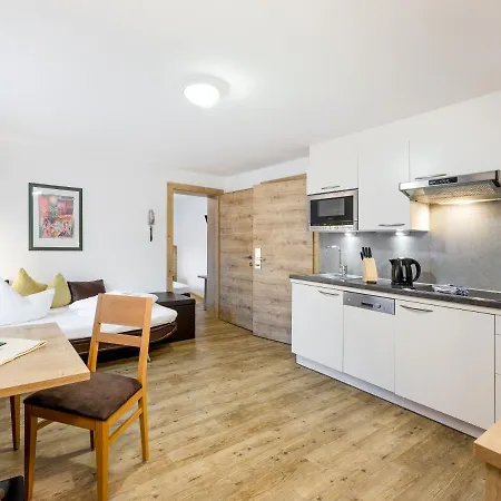 Apart Corona Apartmán *